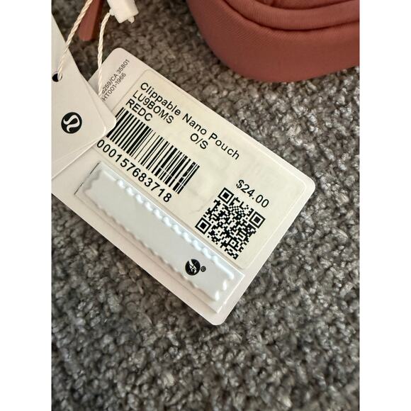 NWT Lululemon Clippable Nano Pouch-OS - Picture 2 of 8